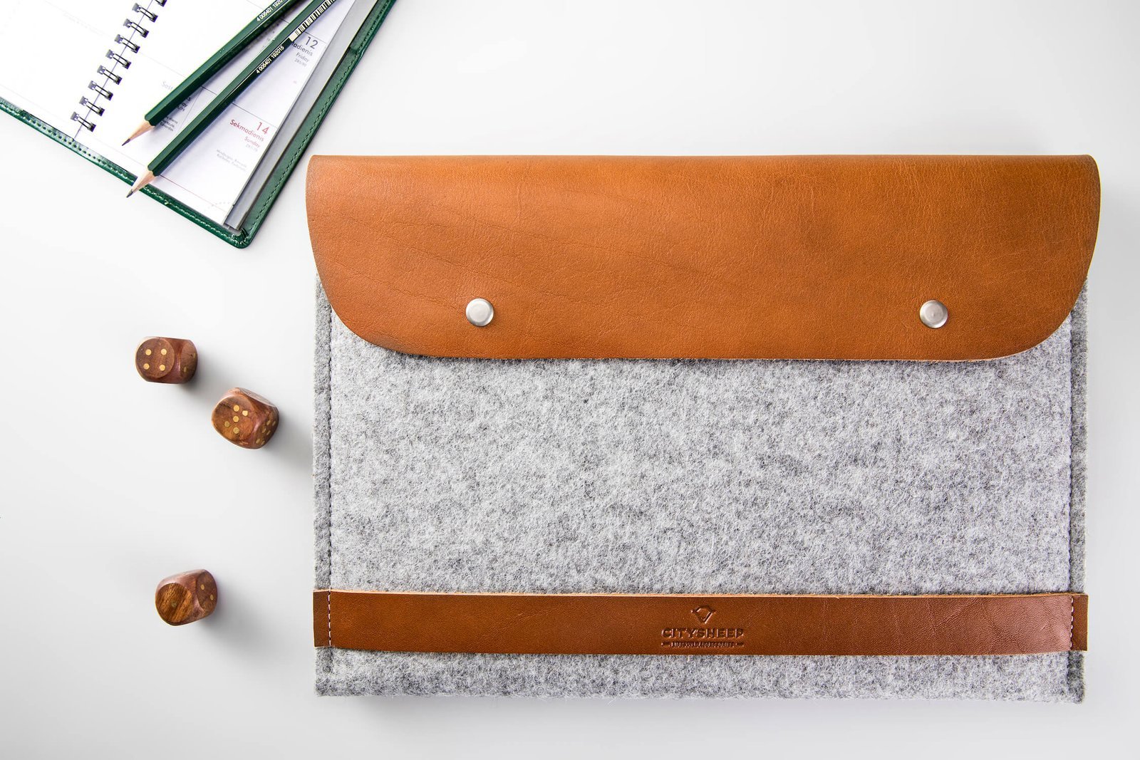 Leather MacBook Case CARRY MORE/ Vegetable tanned/ - Image 3
